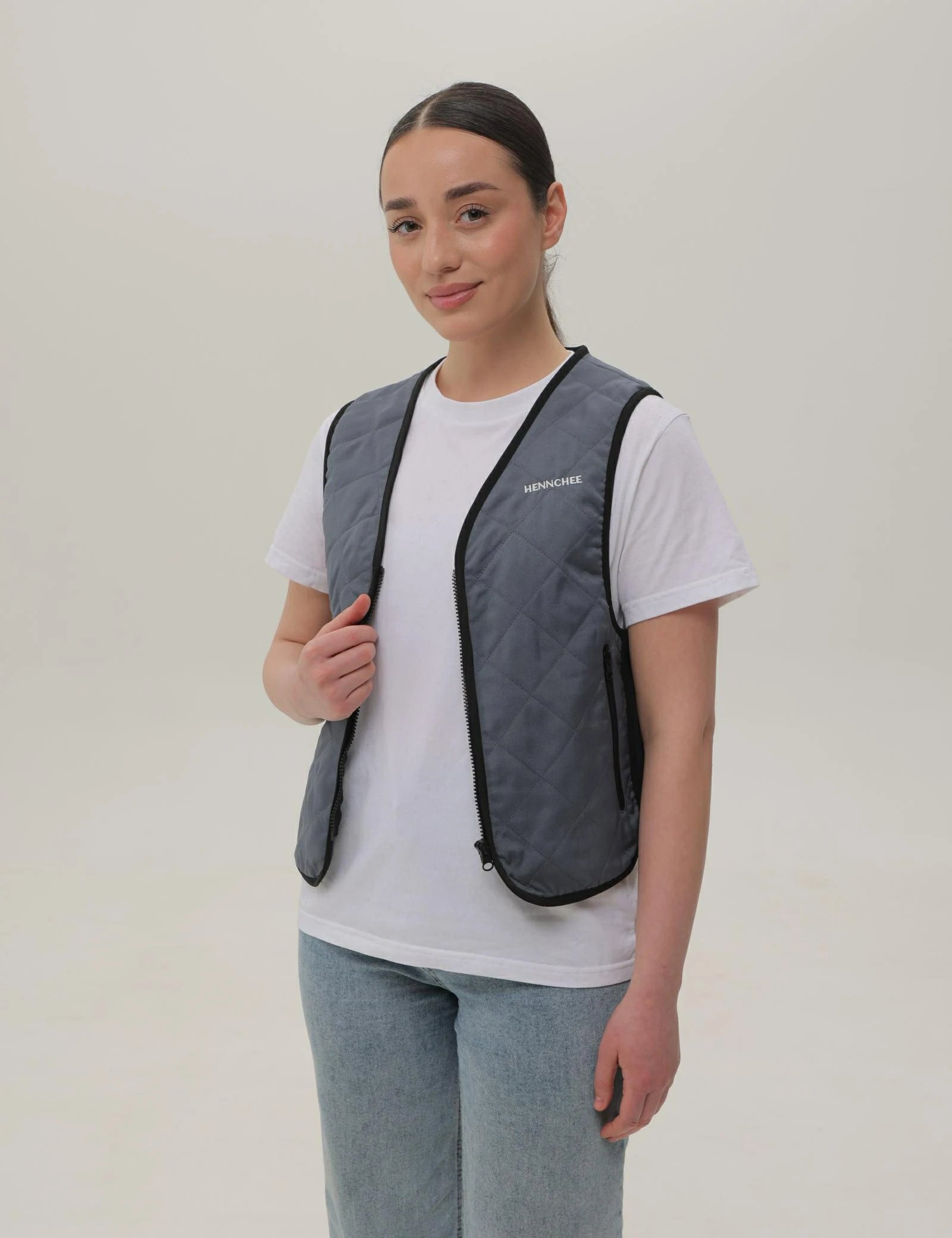 Unisex Cooling Vest with 12 Ice Packs - Grey