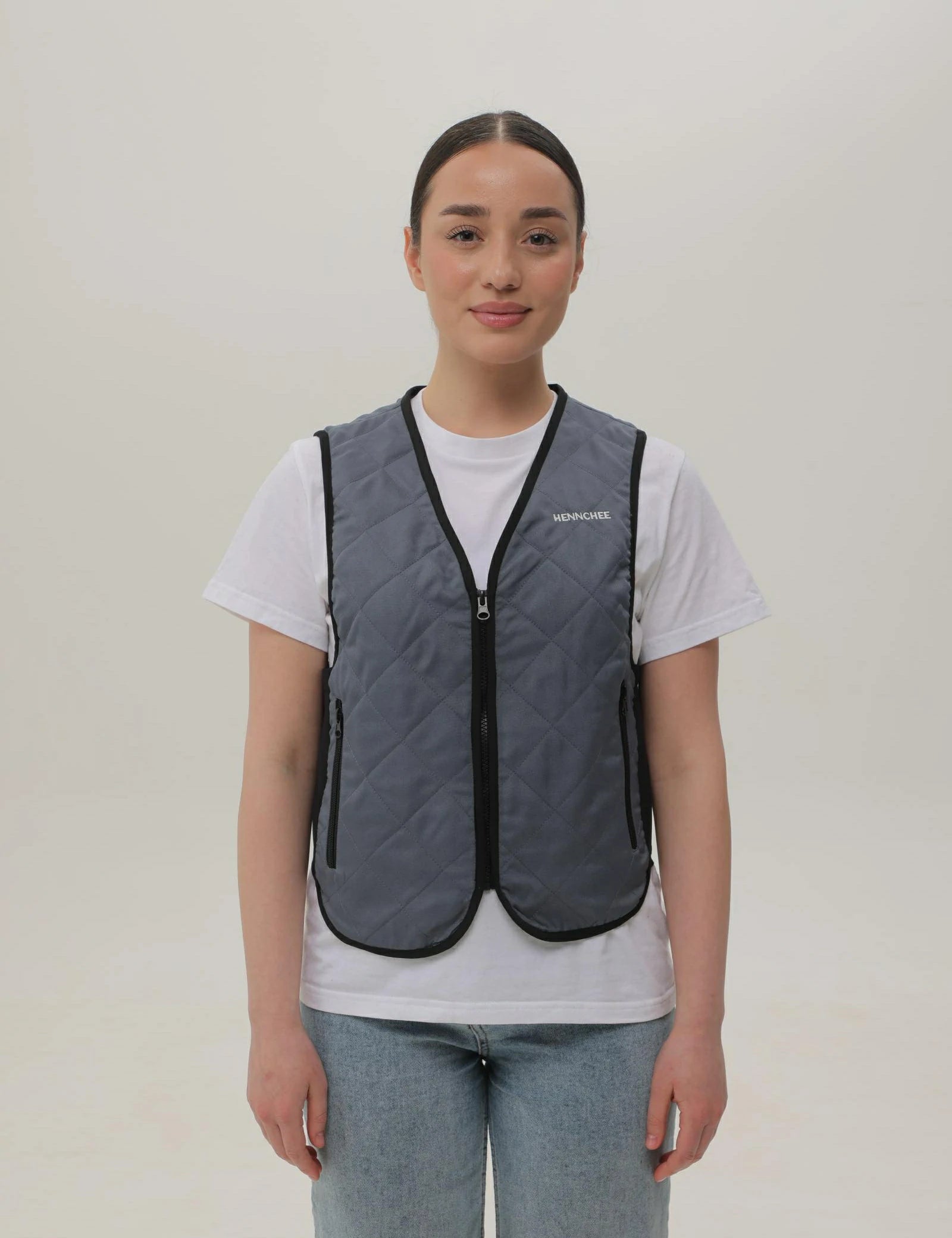 Unisex Cooling Vest with 12 Ice Packs - Grey