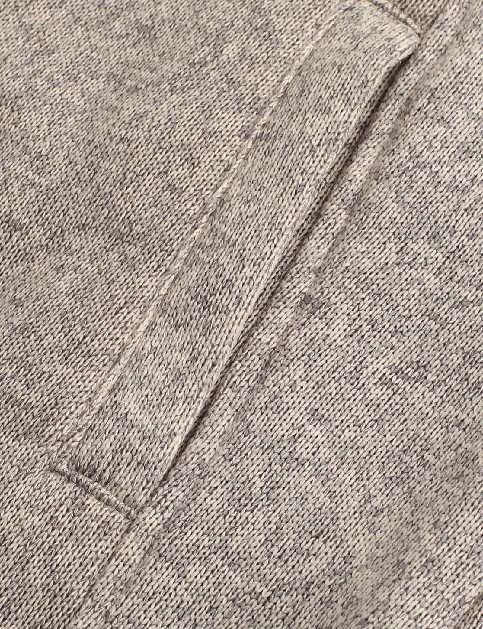 Hennchee Women's 12V Dual Control Heated Fleece Jacket grey hidden side zipper pocket view